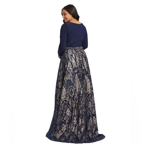 Mac Duggal 67241 NWT Two Tone Embellished Wrap Over Long Sleeve Gown - Picture 2 of 6